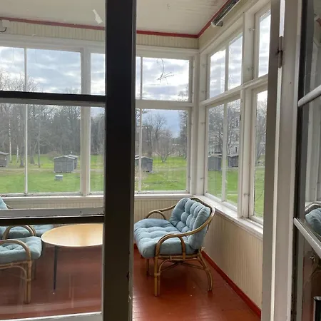 Kartanohotelli Karhulan Hovi 3* Kotka