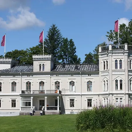 Kartanohotelli Karhulan Hovi