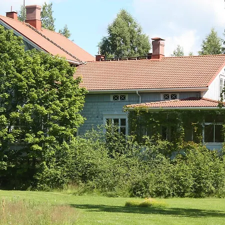 Kartanohotelli Karhulan Hovi 3* Kotka