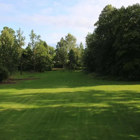 Kartanohotelli Karhulan Hovi 3* Kotka