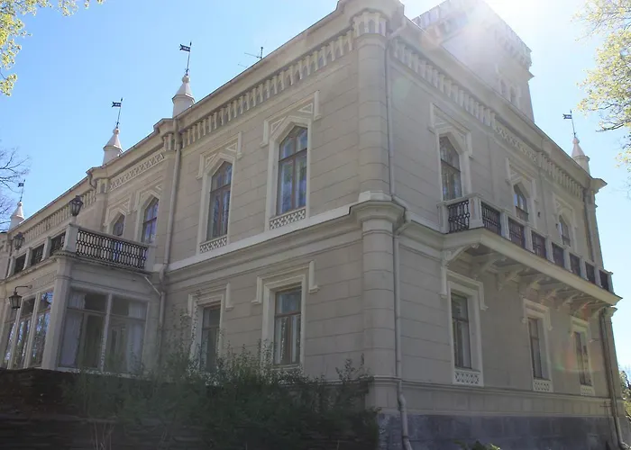 Kartanohotelli Karhulan Hovi Hotell Kotka