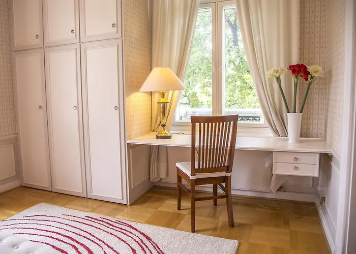 Kartanohotelli Karhulan Hovi Kotka